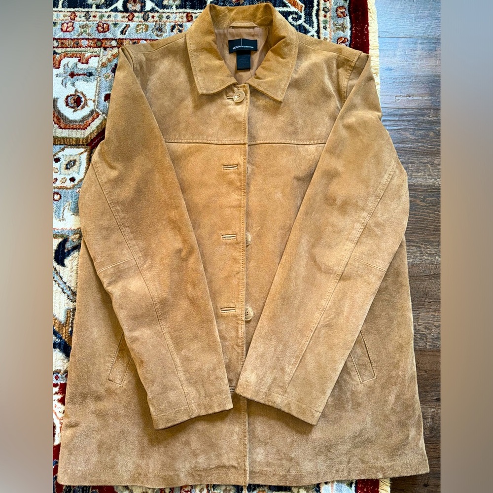 MODE INTERNATIONAL 100% Suede Leather Jacket. Size Large.